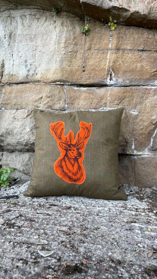 Cushion Stag Head 9